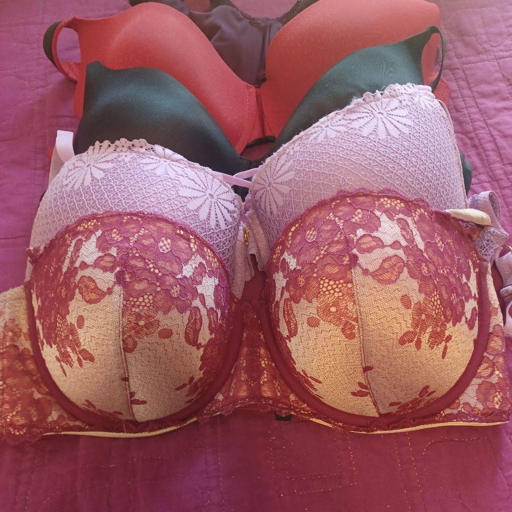 Bras lot 40D 42D Torrid